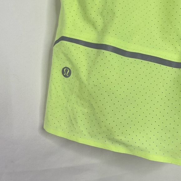 Lululemon Men’s Surge Athletic Running Shorts in Neon Green Yellow Volt - Picture 8 of 8